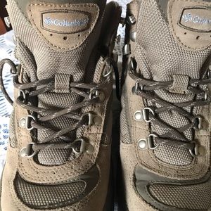 Columbia Hilltop Ridge Hiking Boots Womens US 10 B